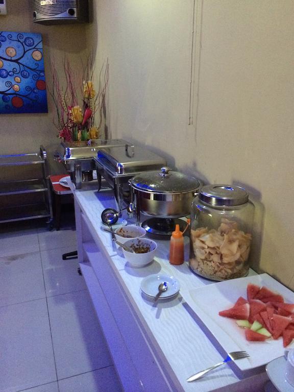 Hollywood Hotel Jakarta Ngoại thất bức ảnh
