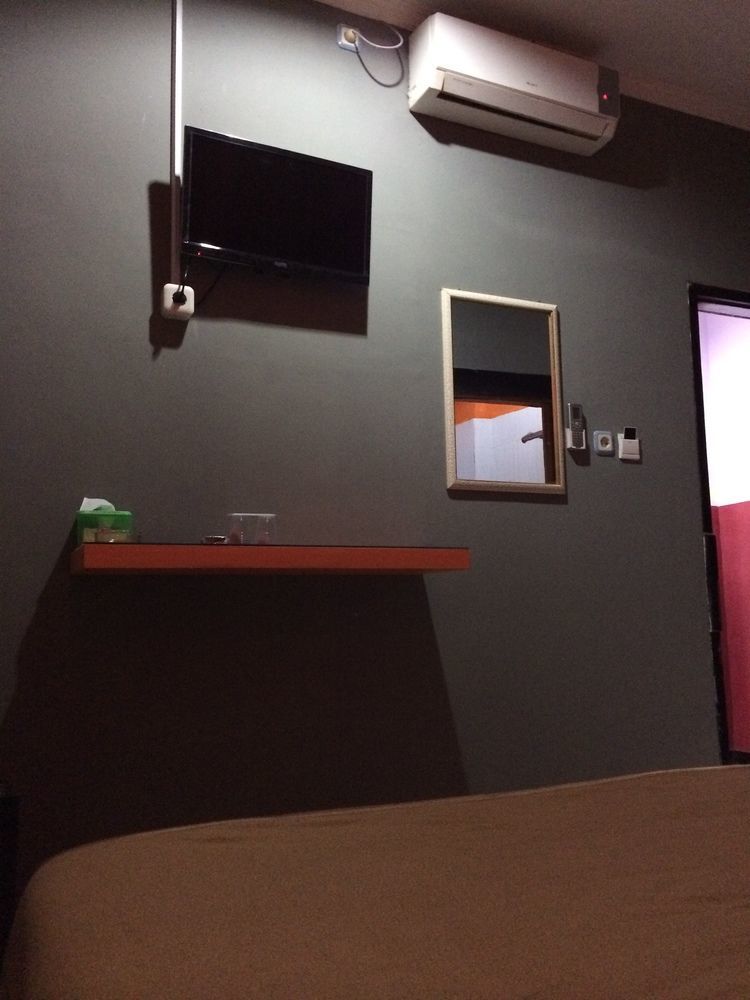 Hollywood Hotel Jakarta Ngoại thất bức ảnh