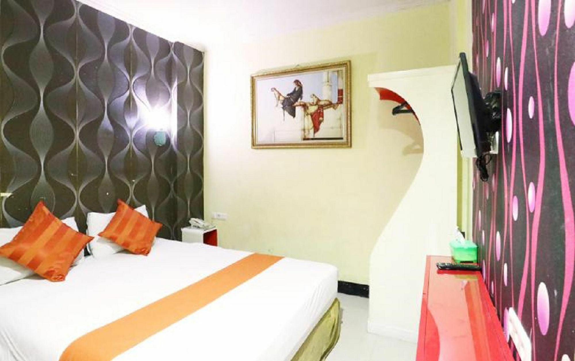 Hollywood Hotel Jakarta Ngoại thất bức ảnh